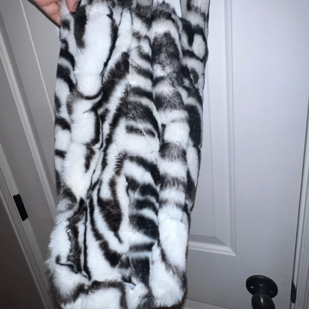 Urban Outfitters Zebra Faux Fur Fully Tote Purse Bag - NWOT